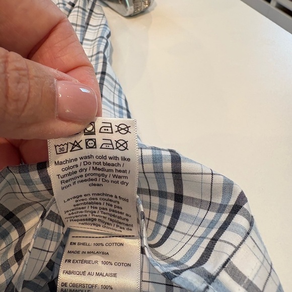 UNTUCKit Blue and White Casual Button Down Shirt - Picture 6 of 7